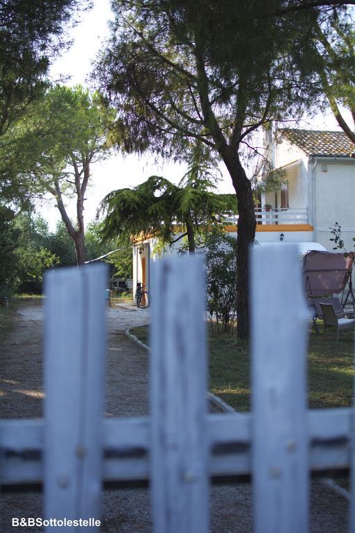 B&B Sotto Le Stelle Fano Buitenkant foto